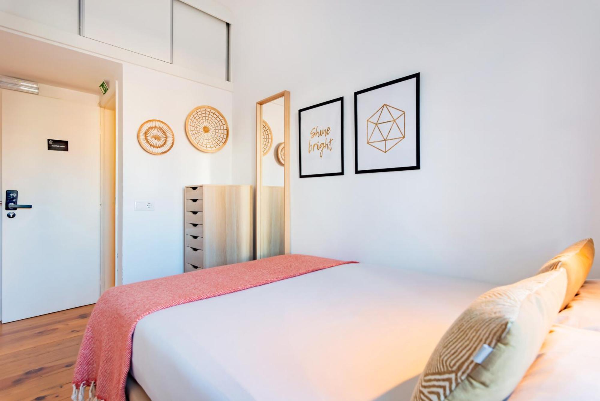 Guest Inn 1 Boutique House Lisbon Room photo